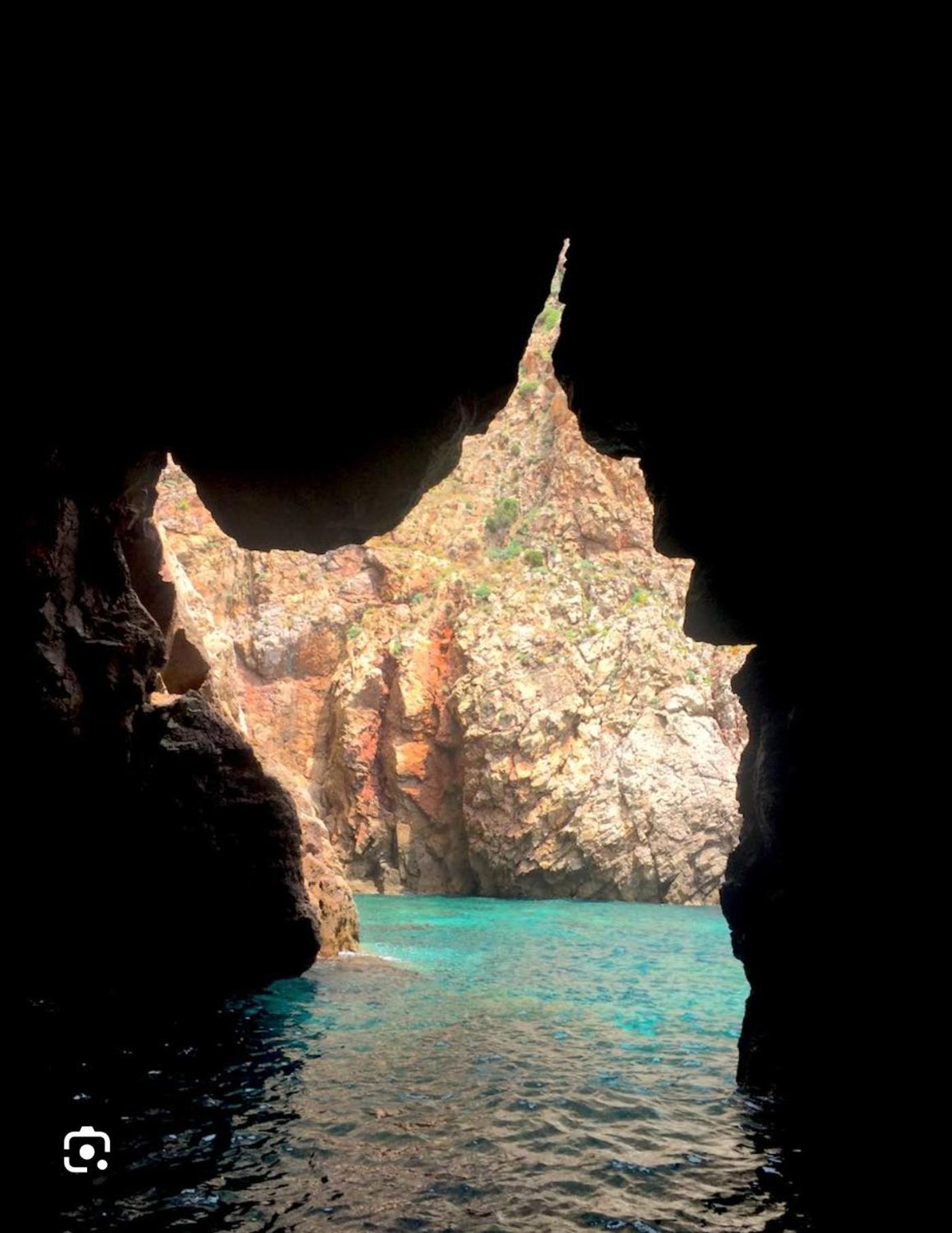 Oasi Blu Monolocale Vista Mare Διαμέρισμα Nebida Εξωτερικό φωτογραφία